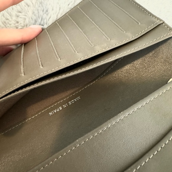 Chanel Quilted Patent Leather Long Yen Wallet - Picture 6 of 9